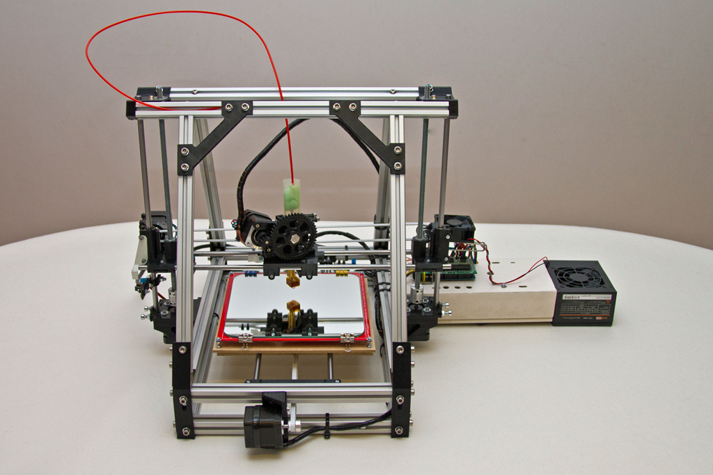 3 Д принтер reprap 2008. Reprap 3d принтер. Reprap 2008 3d принтер. 3d принтер дрыгостол. Votv 3d printer